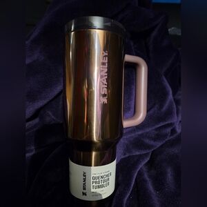 Stanley 40 oz polished rose gold protour